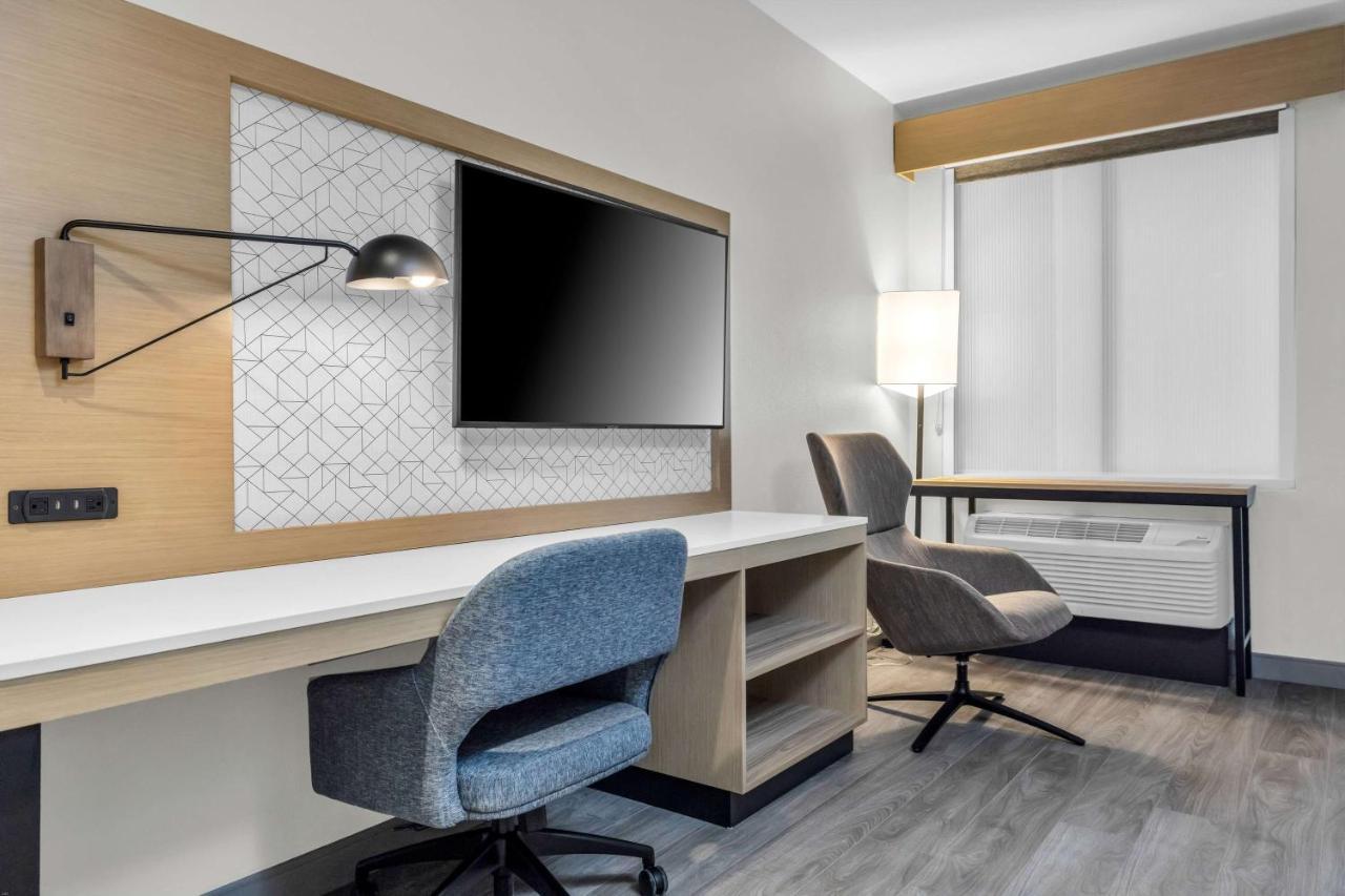 La Quinta Inn & Suites By Wyndham San Jose Airport-Downtown Zewnętrze zdjęcie