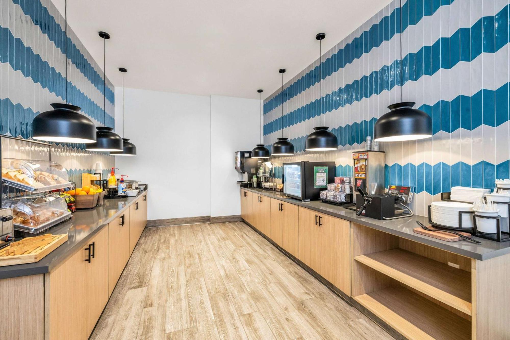 La Quinta Inn & Suites By Wyndham San Jose Airport-Downtown Zewnętrze zdjęcie