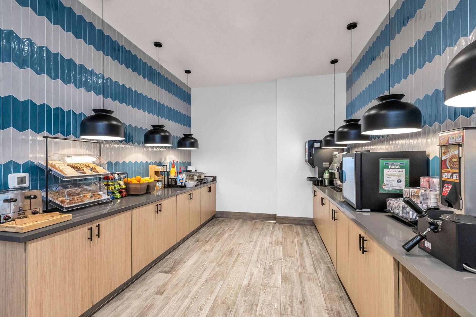 La Quinta Inn & Suites By Wyndham San Jose Airport-Downtown Zewnętrze zdjęcie